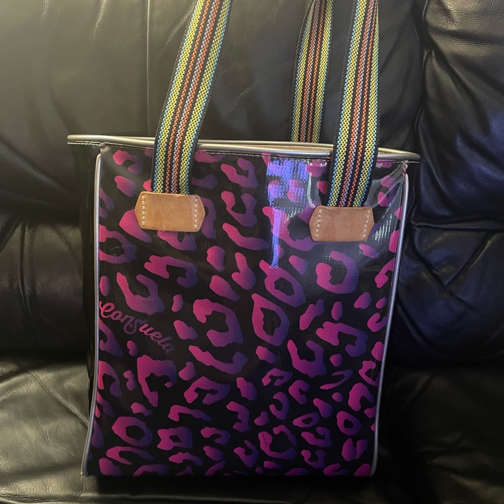 Consuela pebbles chica tote
